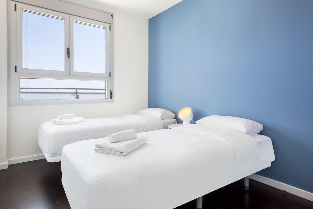 Olala Port Forum Apartments San Adrián de Besós Zewnętrze zdjęcie