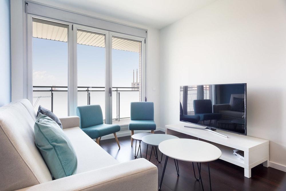 Olala Port Forum Apartments San Adrián de Besós Zewnętrze zdjęcie